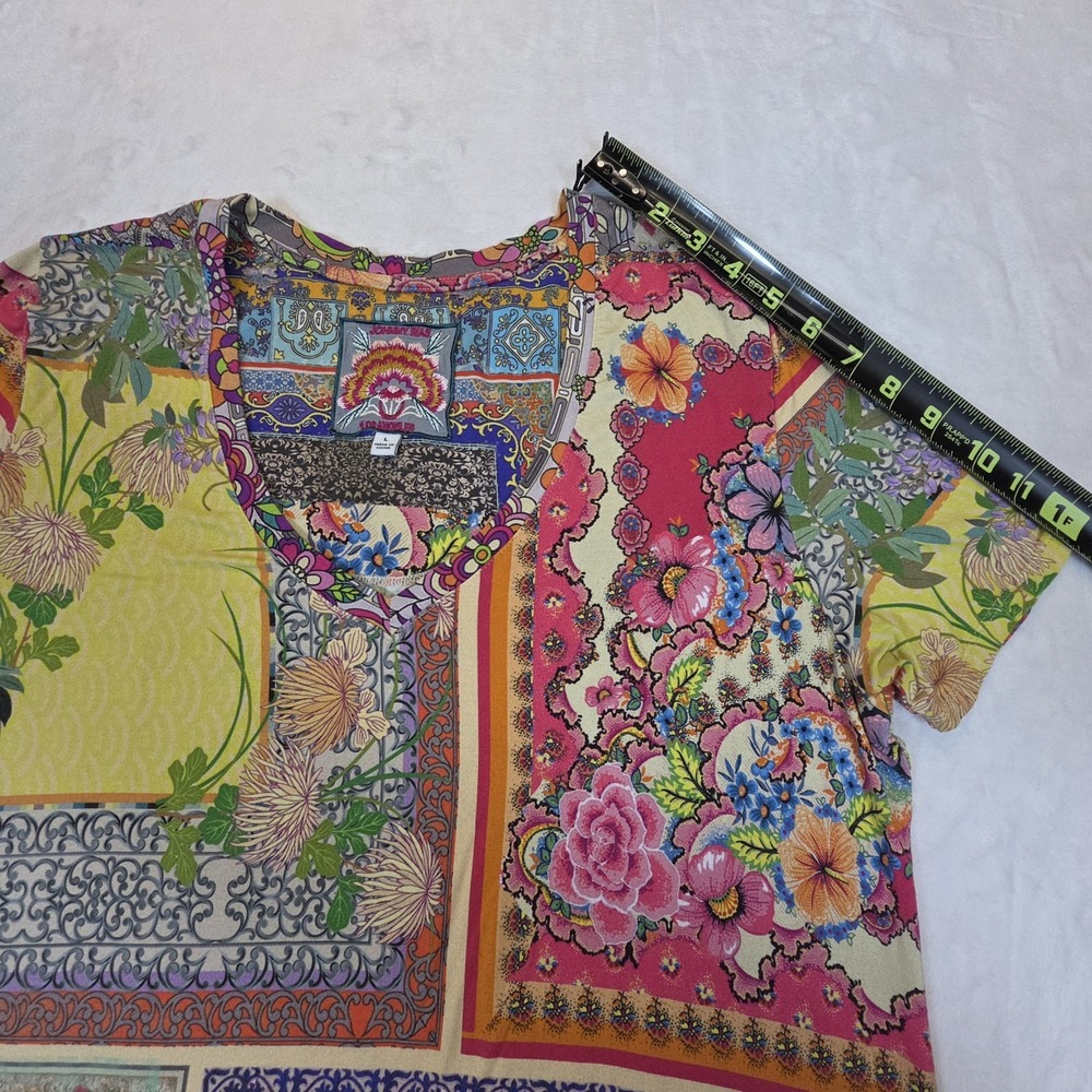 JOHNNY WAS Womens Size L Floral Bamboo Relaxed Fit V-Neck Tunic Soft Boho - Picture 7 of 7